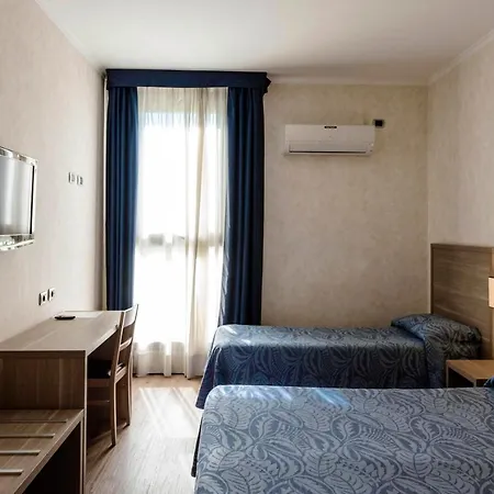 Roma Sud ホテル 3*