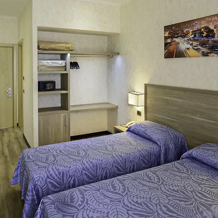 Roma Sud 3*